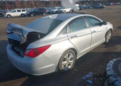 2011 Hyundai Sonata Limited z USA, uszkodzony, nr VIN 5NPEC4AC6BH101613